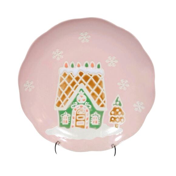 4 Eli + Ana PINK GINGERBREAD HOUSE Dinner Plates 10.5in Ceramic Pinkmas NEW - Picture 1 of 12